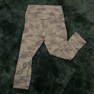 Lulu camo leggings aligns